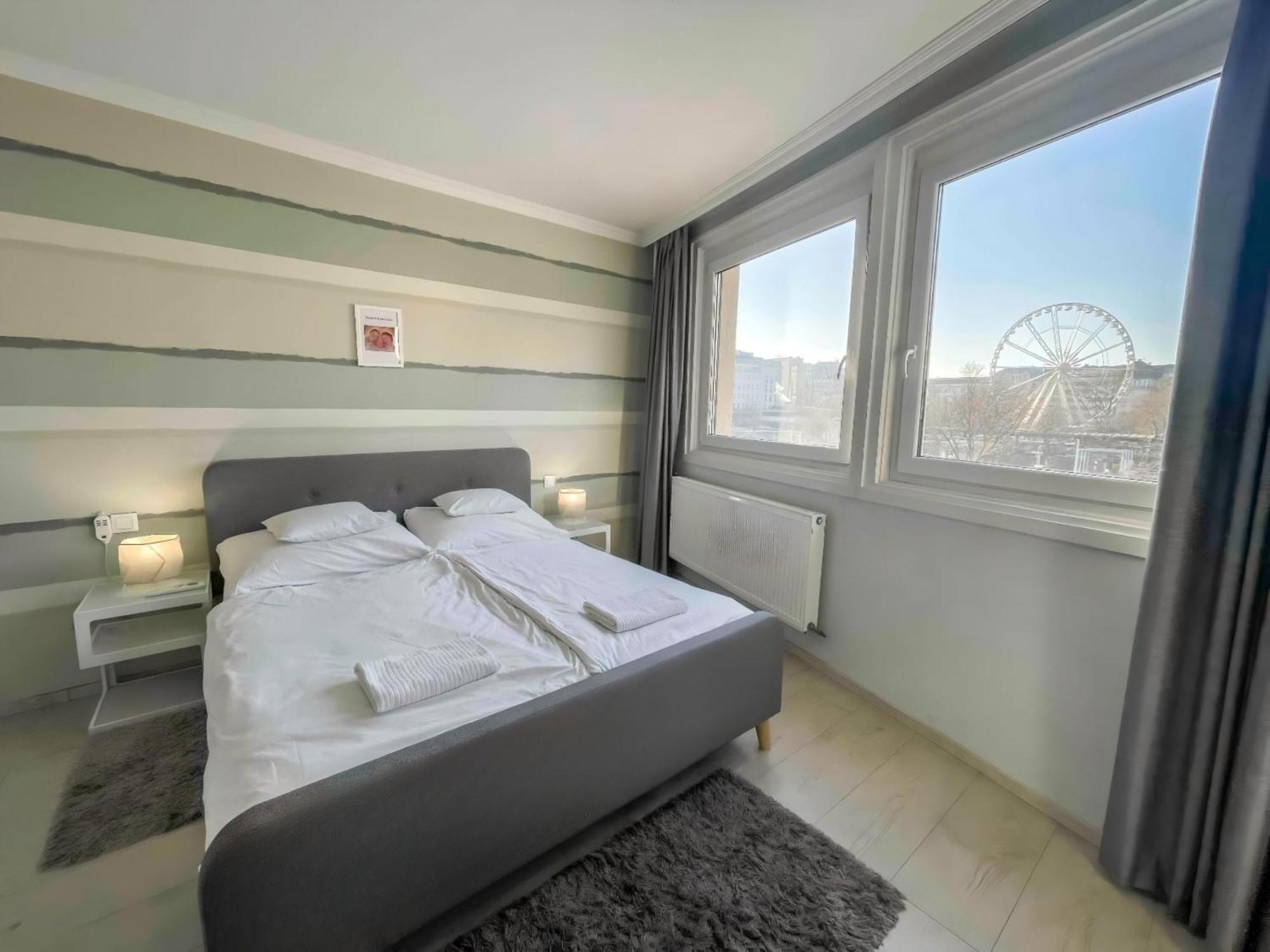Big Wheel Panoramica Apartment Budapest Esterno foto